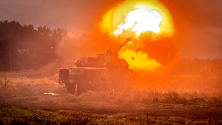 Dělostřelci si vyzkoušeli střelbu na cíle v moři, od spojenců si vysloužili uznání