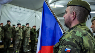 Chemici převzali operační úkol v Pobaltí, po roce vystřídali dělostřelce