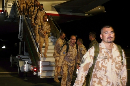 Střídání českých vojáků v Mali ukončeno. Do ČR se vrátili poslední chrudimští vojáci