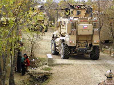 Náročných sedmdesát dva hodin pro české vojáky na Bagrámu