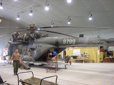 Vrtulníkáři na Šaraně za sebou mají první týden