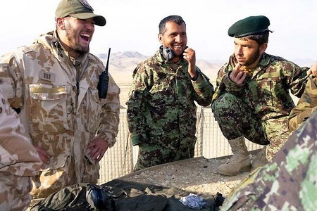 S Afghánci společně žijí i bojují – to je česká „omeleta“