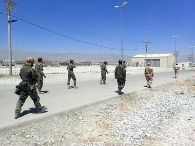 Česká jednotka na základně Bagram rozvíjí spolupráci s praporem vojenské policie