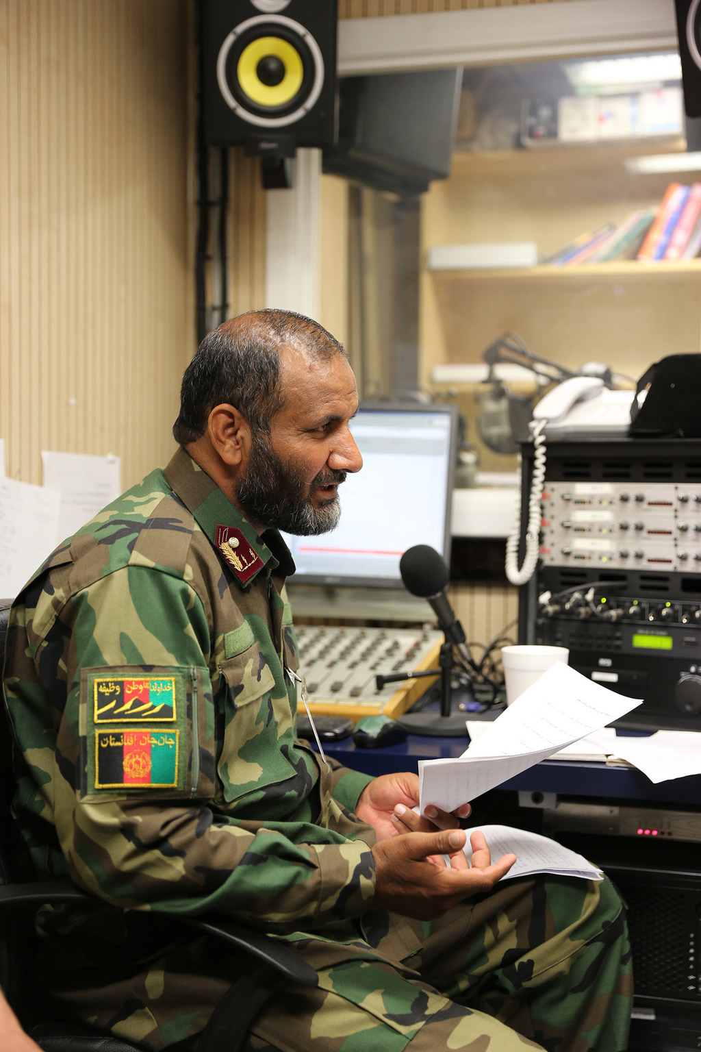 Interview velitele 5. kandaku vojenské policie do Radia Parwan 