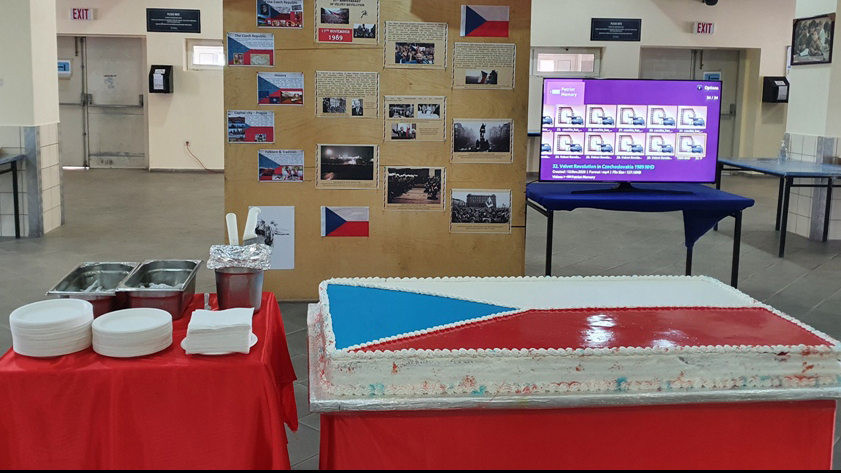 Čeští vojáci v Kábulu si připomněli výročí 17. listopadu