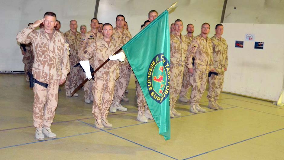 Slavnostním nástupem převzalo v Kábulu operační úkol 17. úkolové uskupení 