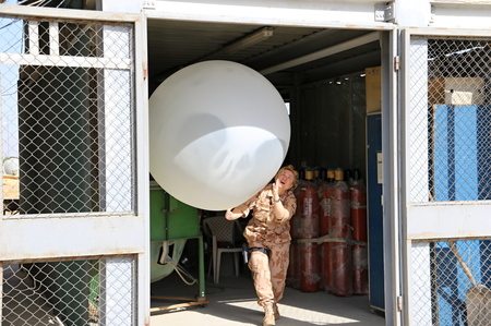 V Afghánistánu předpovídají aktuální počasí dvě české meteoroložky
