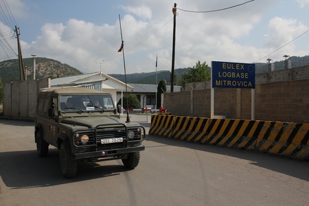 Češi v Kosovské Mitrovici