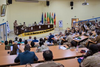 Proslov generála Ridzáka při závěrečném ceremoniálu