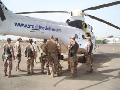 Instruktáž u vrtulníku MEDEVAC