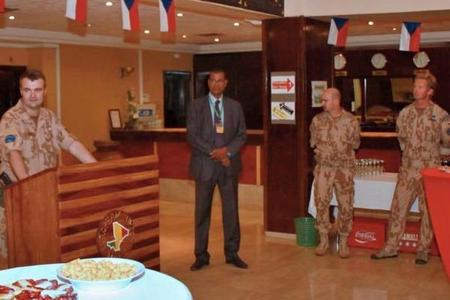 Vojáci v Mali oslavili 99 let vzniku republiky