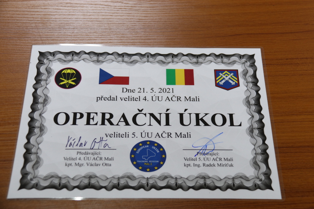 V Bamaku se vystřídala úkolová uskupení
