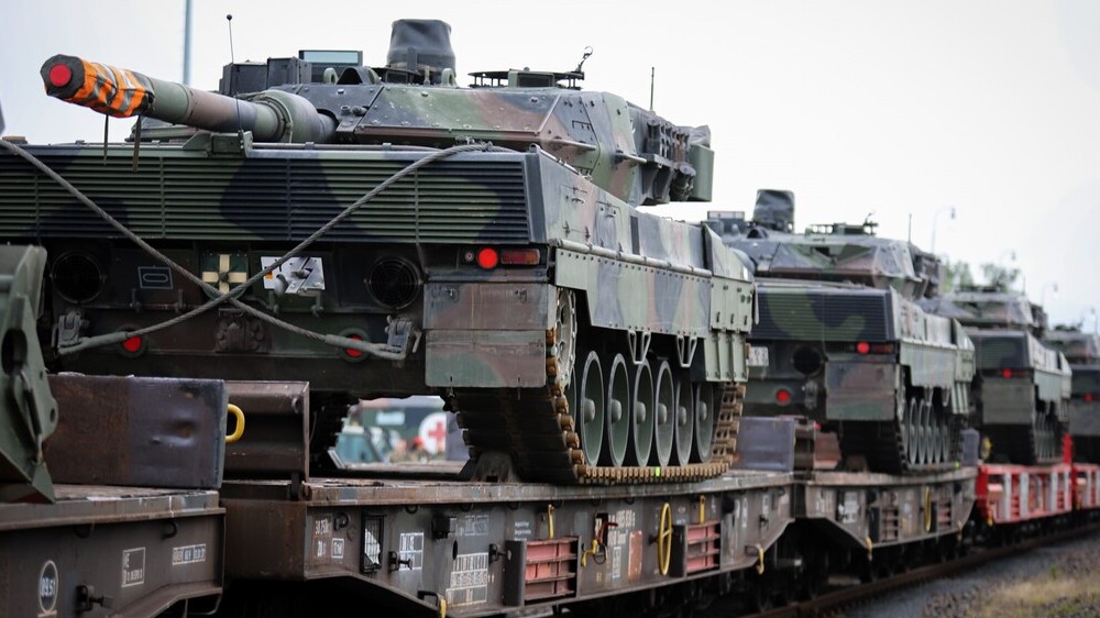 S novou rotací Mnohonárodního bojového uskupení přijely na Slovensko i německé Leopardy