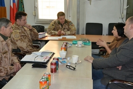 Nový velvyslanec České republiky navštívil základnu KAIA