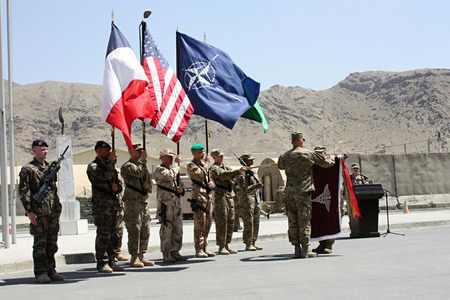 Český polní chirurgický tým pracuje pod americkou vlajkou