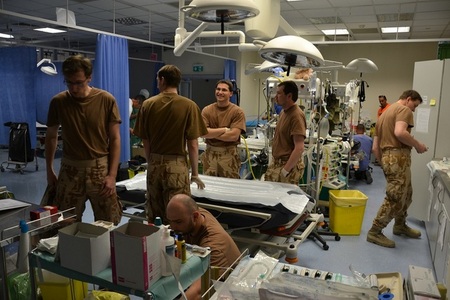 Životy vojáků i Afghánců zde mají stejnou cenu