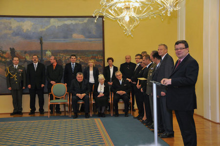 Distinguished guests at the ceremony