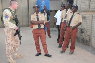  Jedním z hlavních úkolů českých vojáků v misi EUTM je ostraha velitelství mise EUTM v Bamako