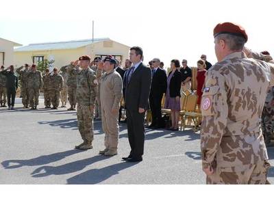 Za českými vojáky na Sinaji zavítal předseda Poslanecké sněmovny Jan Hamáček