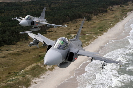 Čtyři důkazy o akceschopnosti hotovostního systému