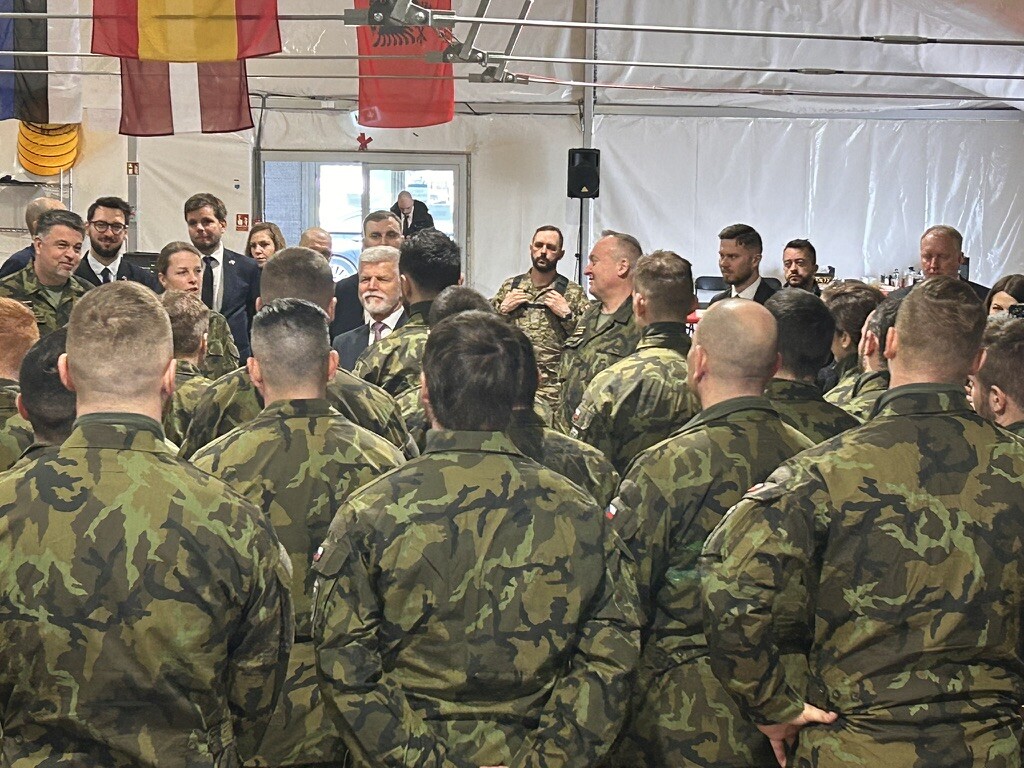 V Lotyšsku navštívil prezident české ženisty, kteří jsou zde ve struktuře kanadského mnohonárodního uskupení.