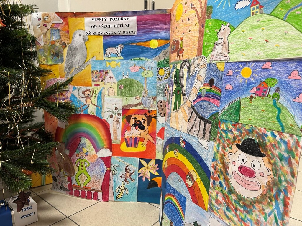 Vojákům udělaly dárky od dětí radost