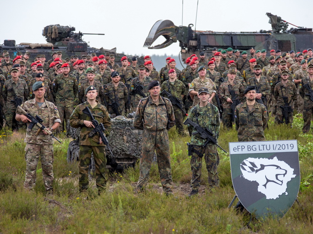 Nastoupené jednotky  na závěr cvičení IRON WOLF 2019