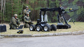 Ilustrační obrázek ke článkuČeští pyrotechnici už dostali špičkové vybavení za miliony dolarů