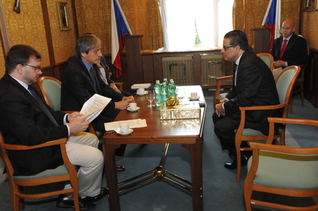 Minister Stropnicky receives the Ambassador of the Kingdom of Saudi Arabia