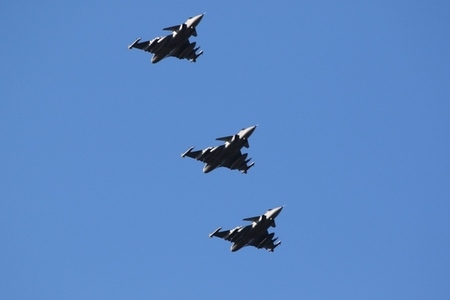 Čeští piloti gripenů prošli certifikací a začali střežit vzdušný prostor nad Islandem