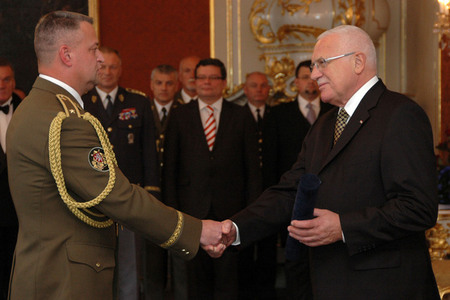 Vaclav Klaus congratulates to Major General Miroslav Zizka