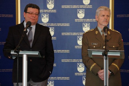 Saving through reduction of own administration and cooperation with others