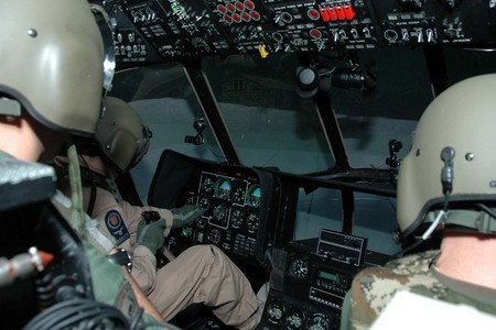 Three Czech and six Croatian soldiers participate in opening phase of the joint training at the simulator