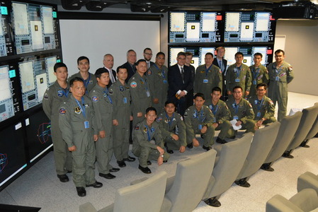 Royal Thai Air Force pilots train in Pardubice 