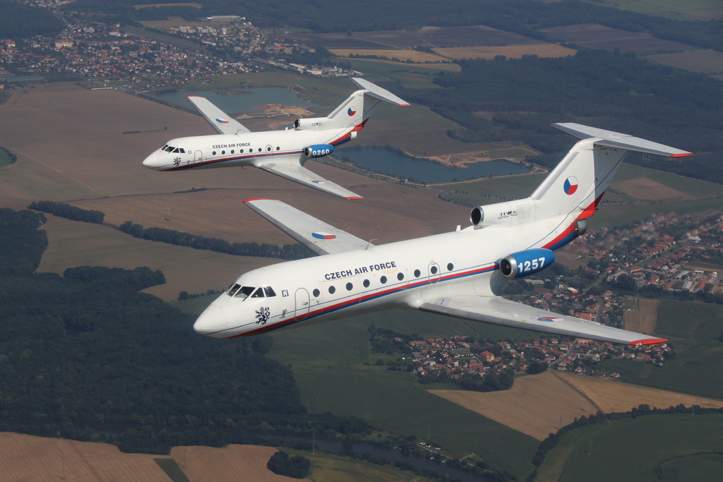 Czech Armed Forces say farewell to Yak-40 aircraft 