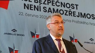 Defence investments must not diminish, the security conference at the Prague Castle emphasized 