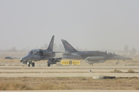 Dvojice L-159 ALCA odstartovala k bojovému letu nad Mosul