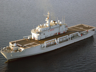 Velvyslanec České republiky v Libyi navštívil vojáky na misi EUNAVFOR MED Sophia