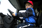 BAMBIRIADA 2013: Short Big Man drives a big vehicle - in Pilsen