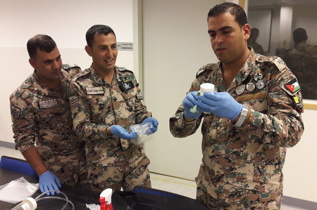 Čeští chemici cvičili své jordánské kolegy v Ammánu i v České republice