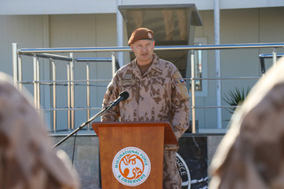 Proslov velitele 8. úkolového uskupení k nastoupené  17. letecké jednotce a pozvaným hostům