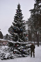 Vánoční strom na základně v Lotyšsku