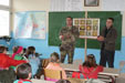 KFOR: Czech soldiers inform Kosovar children on mine awareness