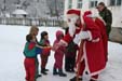 Zpráva o návštěvě Santa Clause se donesla i k těm, kteří ještě do školy nechodí.
